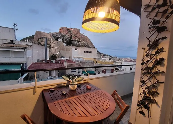 Terraza Panoramica Vistas Mar Y Castillo Apartmán