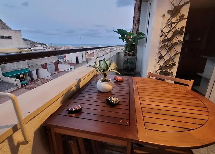 Terraza Panoramica Vistas Mar Y Castillo Apartmán *